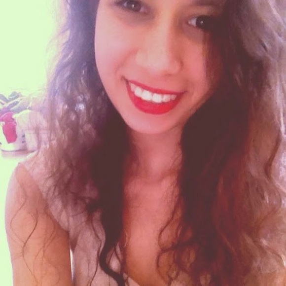 Meet your Posher, Kate - Picture 1 of 1